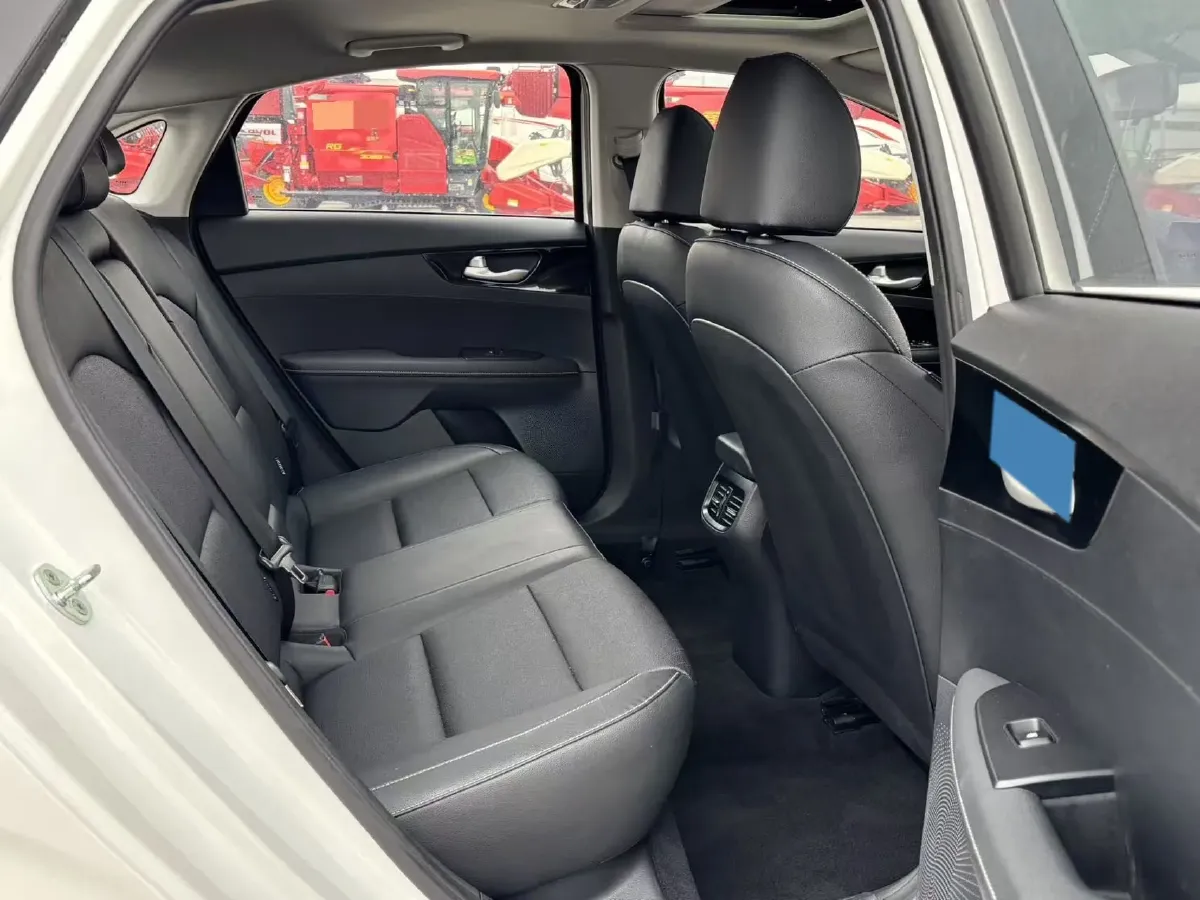 2021 Kia K3 1.5L 115HP L4 CVT,autocango,china used car exporter,china ev exporter,chinese used car exporter,chinese used ev exporter