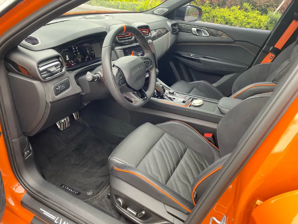 2021 LYNK&CO 02 Hatchback 2.0T 254HP L4 8AT,autocango,china used car exporter,china ev exporter,chinese used car exporter,chinese used ev exporter