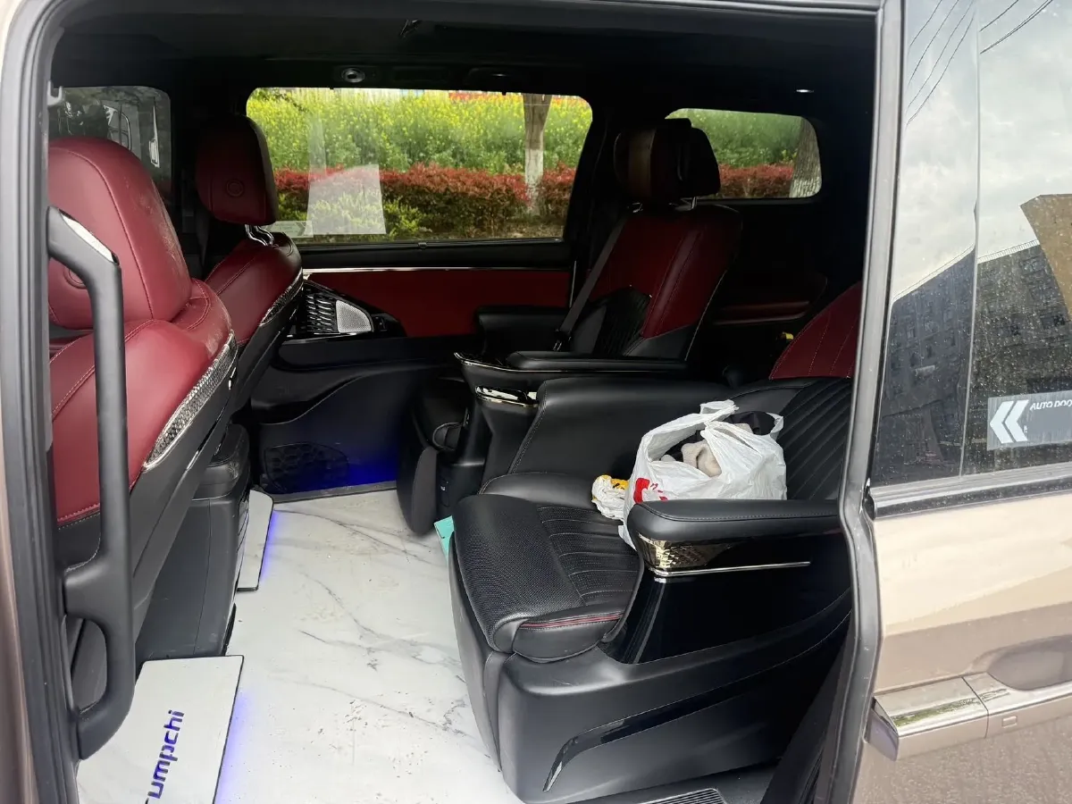 2023 GAC Trumpchi M8 2.0T 190HP L4 E-CVT Hybrid,autocango,china used car exporter,china ev exporter,chinese used car exporter,chinese used ev exporter