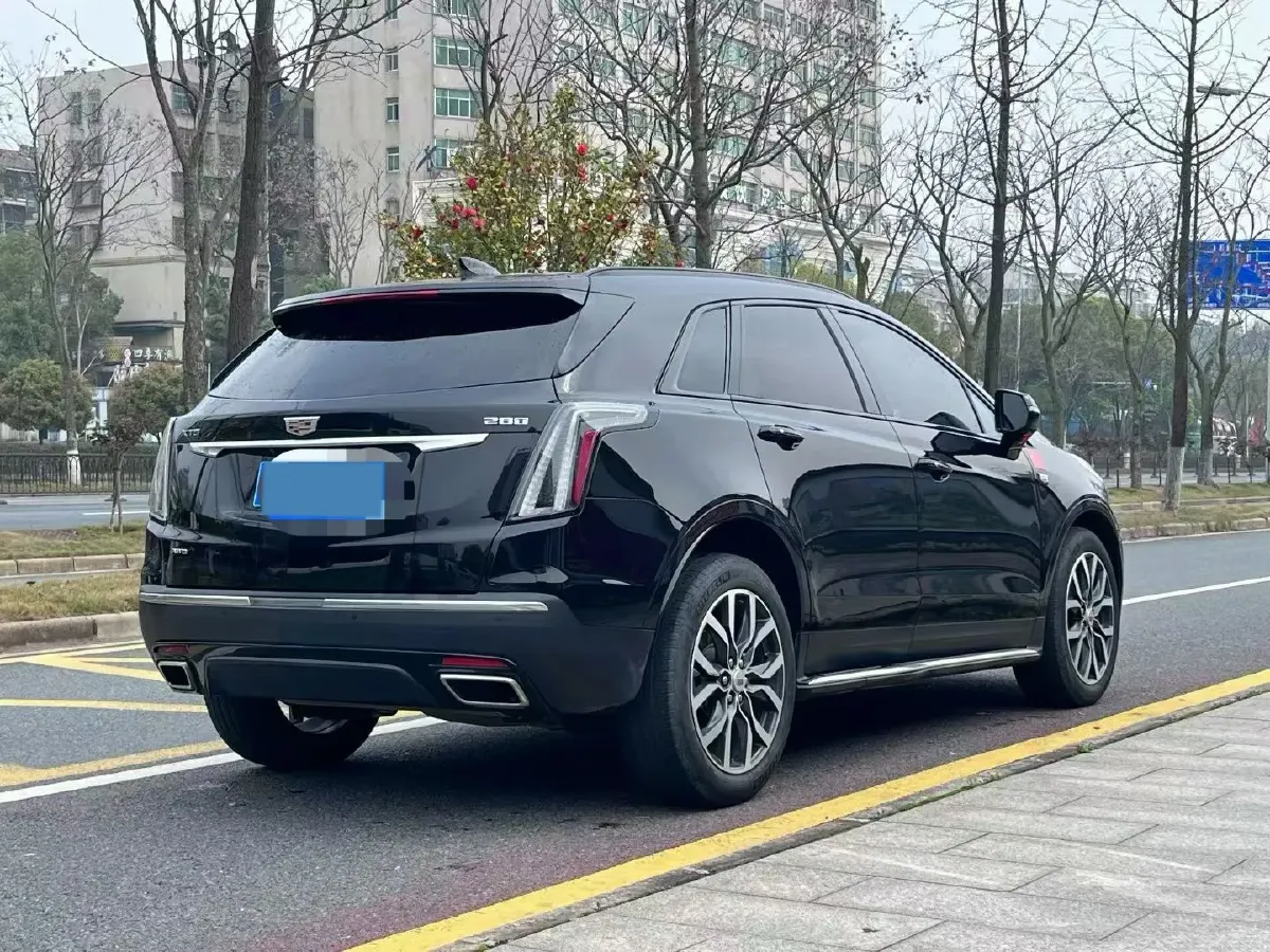 2022 Cadillac XT5 2.0T 237HP L4 9AT,autocango,china used car exporter,china ev exporter,chinese used car exporter,chinese used ev exporter