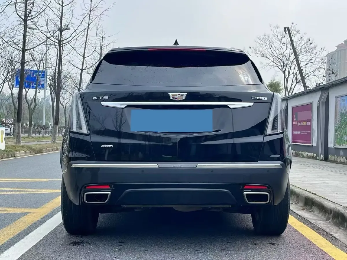 2022 Cadillac XT5 2.0T 237HP L4 9AT,autocango,china used car exporter,china ev exporter,chinese used car exporter,chinese used ev exporter
