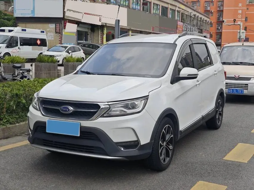 2018 Karry K60 1.5L 109HP L4 5MT,autocango,china used car exporter,china ev exporter,chinese used car exporter,chinese used ev exporter
