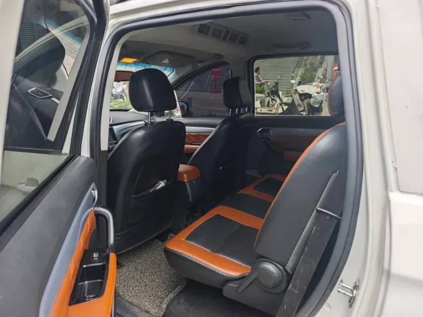 2018 Karry K60 1.5L 109HP L4 5MT,autocango,china used car exporter,china ev exporter,chinese used car exporter,chinese used ev exporter