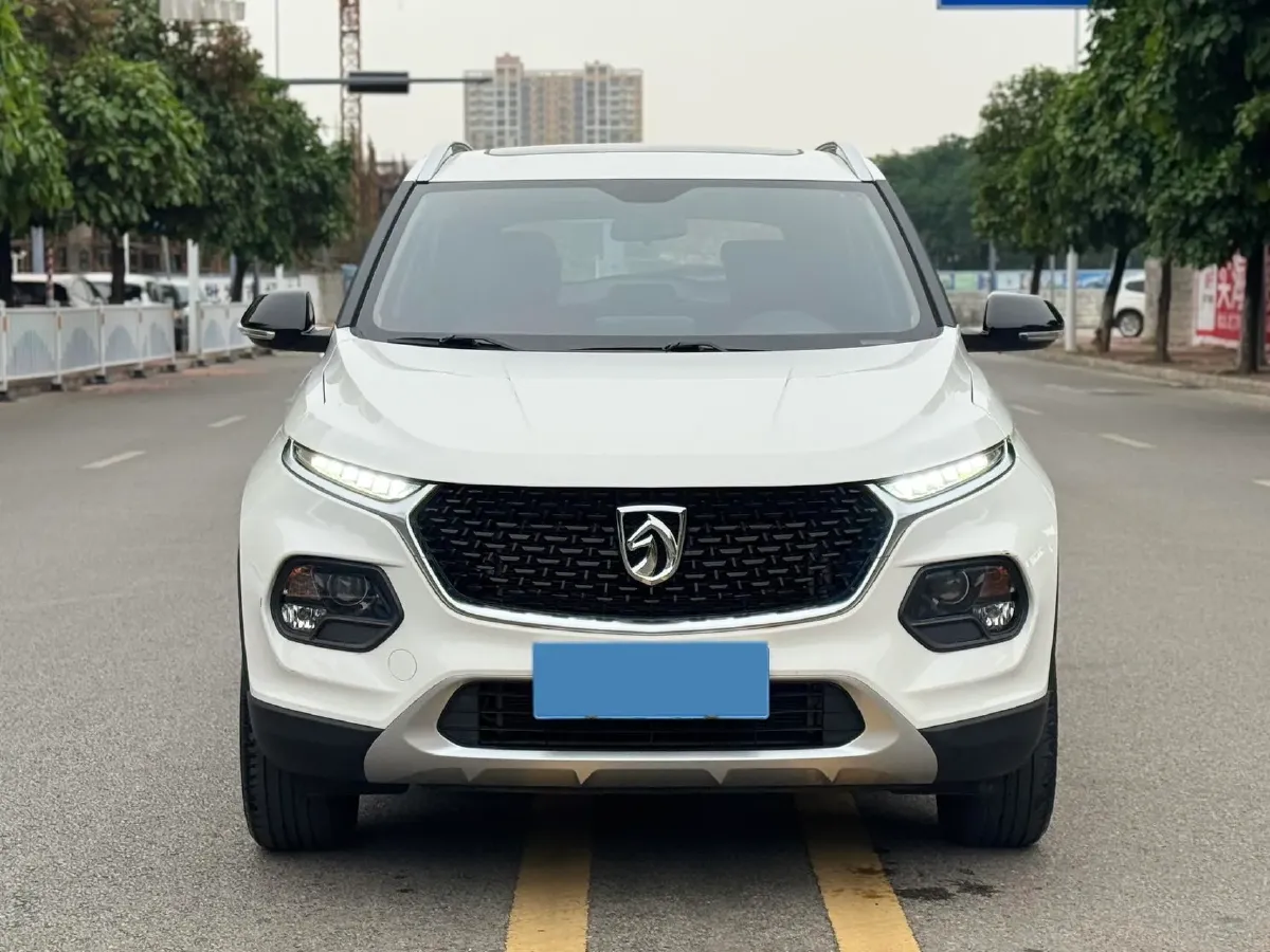 2018 KaiYi E3 1.6L 110HP L4 5MT,autocango,china used car exporter,china ev exporter,chinese used car exporter,chinese used ev exporter