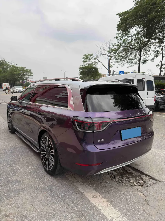 2024 AITO AITO M9 1.5T 152HP L4 REEV 52KWH,autocango,china used car exporter,china ev exporter,chinese used car exporter,chinese used ev exporter