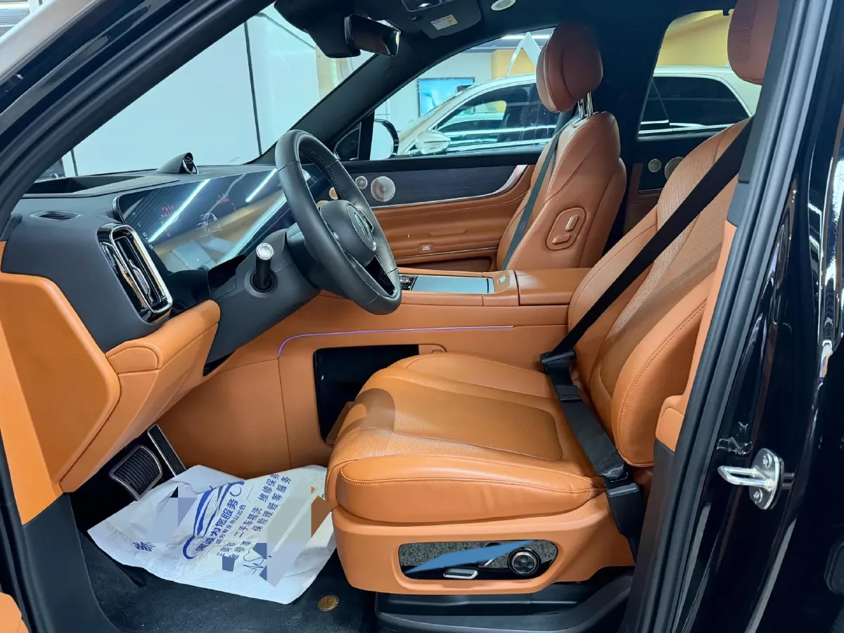 2024 AITO AITO M9 1.5T 152HP L4 REEV 42KWH,autocango,china used car exporter,china ev exporter,chinese used car exporter,chinese used ev exporter