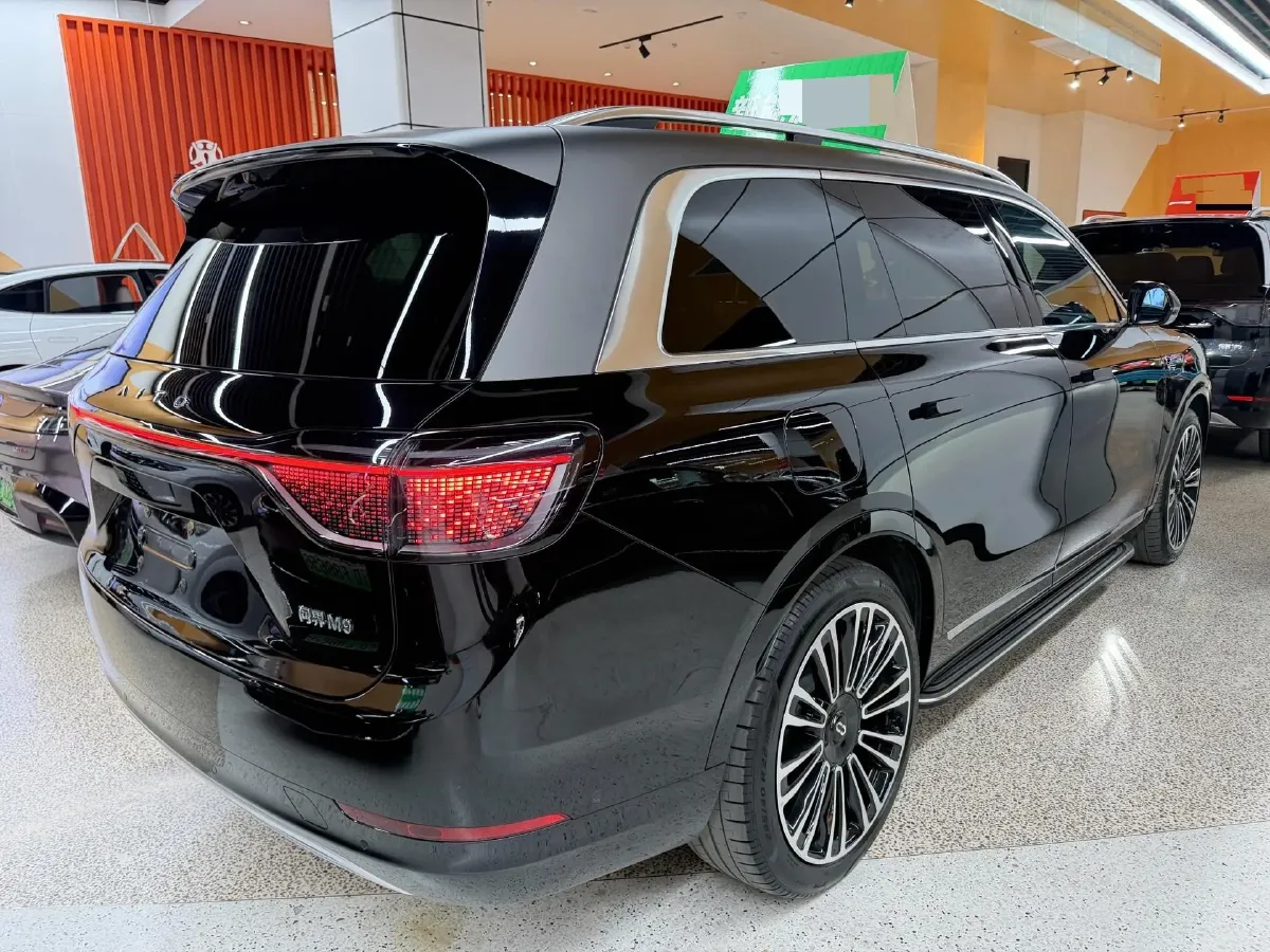 2024 AITO AITO M9 1.5T 152HP L4 REEV 42KWH,autocango,china used car exporter,china ev exporter,chinese used car exporter,chinese used ev exporter