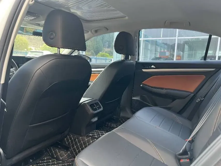 2025 Volkswagen Bora 1.2T 116HP L4 7DCT,autocango,china used car exporter,china ev exporter,chinese used car exporter,chinese used ev exporter