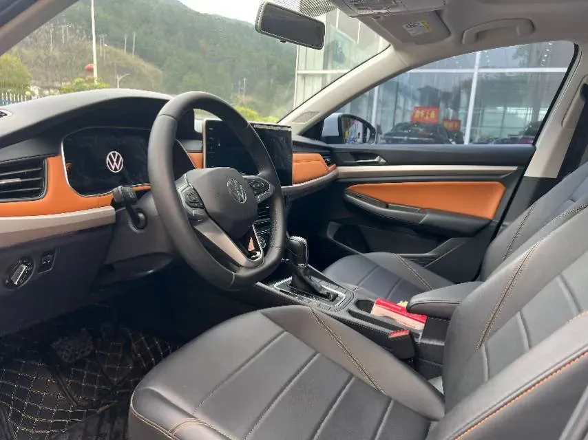 2025 Volkswagen Bora 1.2T 116HP L4 7DCT,autocango,china used car exporter,china ev exporter,chinese used car exporter,chinese used ev exporter