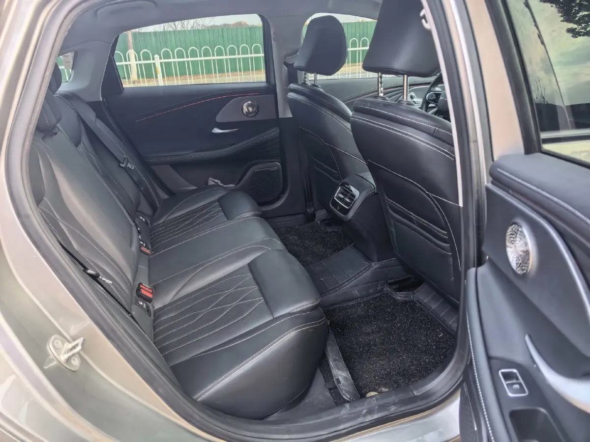 2024 Chery Arrizo 8 2.0T 254HP L4 7DCT,autocango,china used car exporter,china ev exporter,chinese used car exporter,chinese used ev exporter