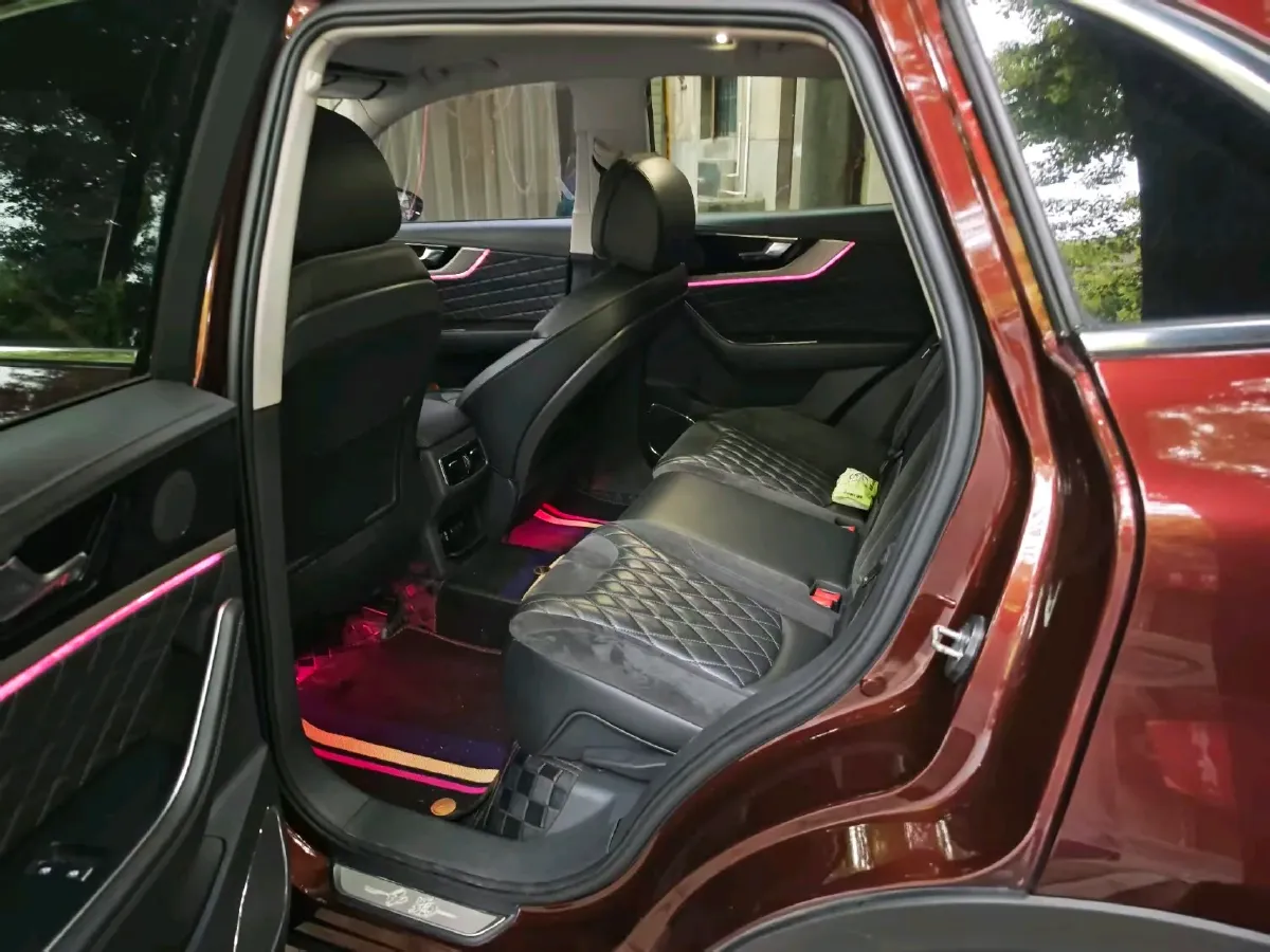 2019 HongQi HS5 2.0T 224HP L4 6AT,autocango,china used car exporter,china ev exporter,chinese used car exporter,chinese used ev exporter