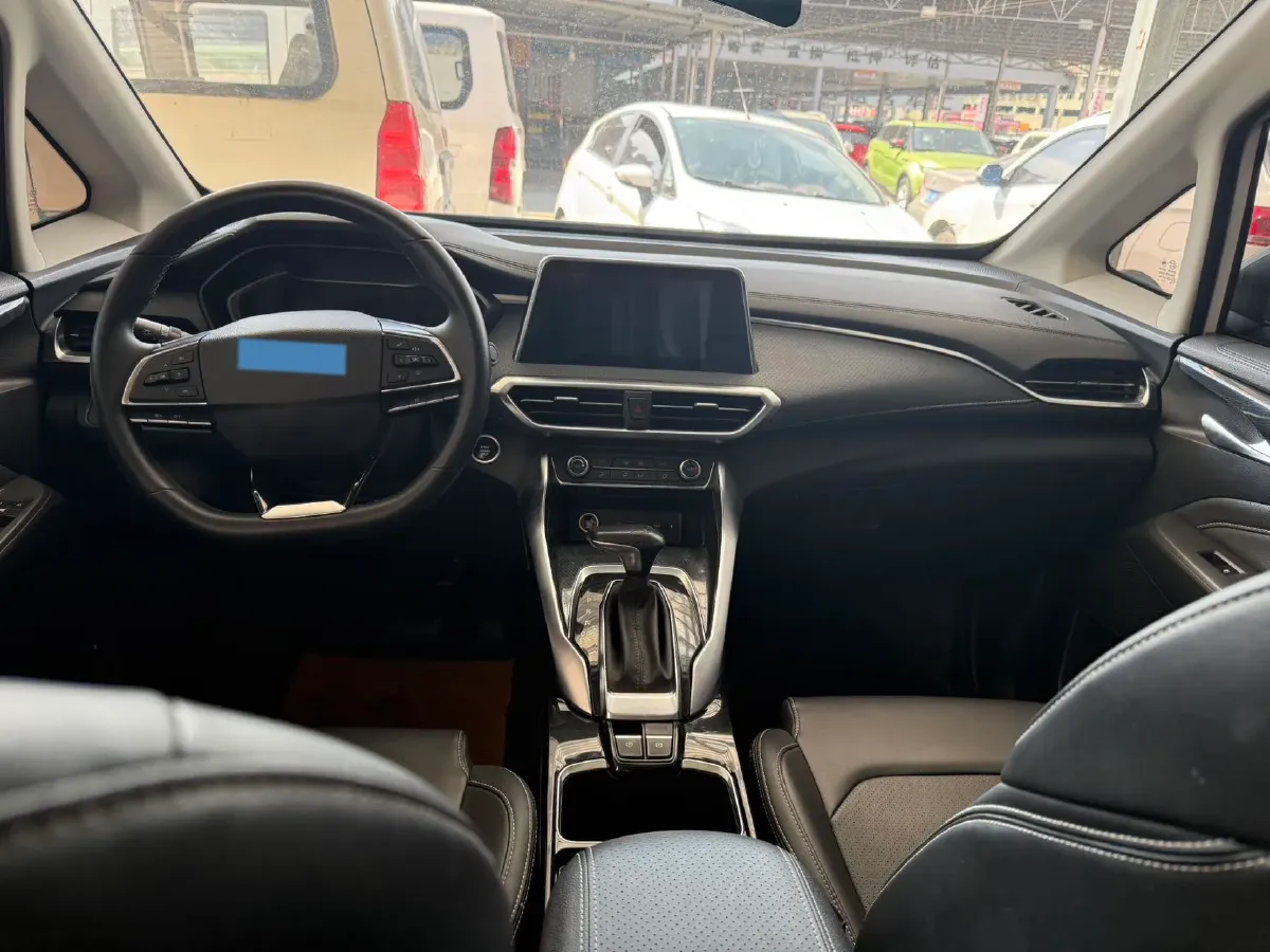 2022 MAXUS G50 1.5T 169HP L4 7DCT,autocango,china used car exporter,china ev exporter,chinese used car exporter,chinese used ev exporter