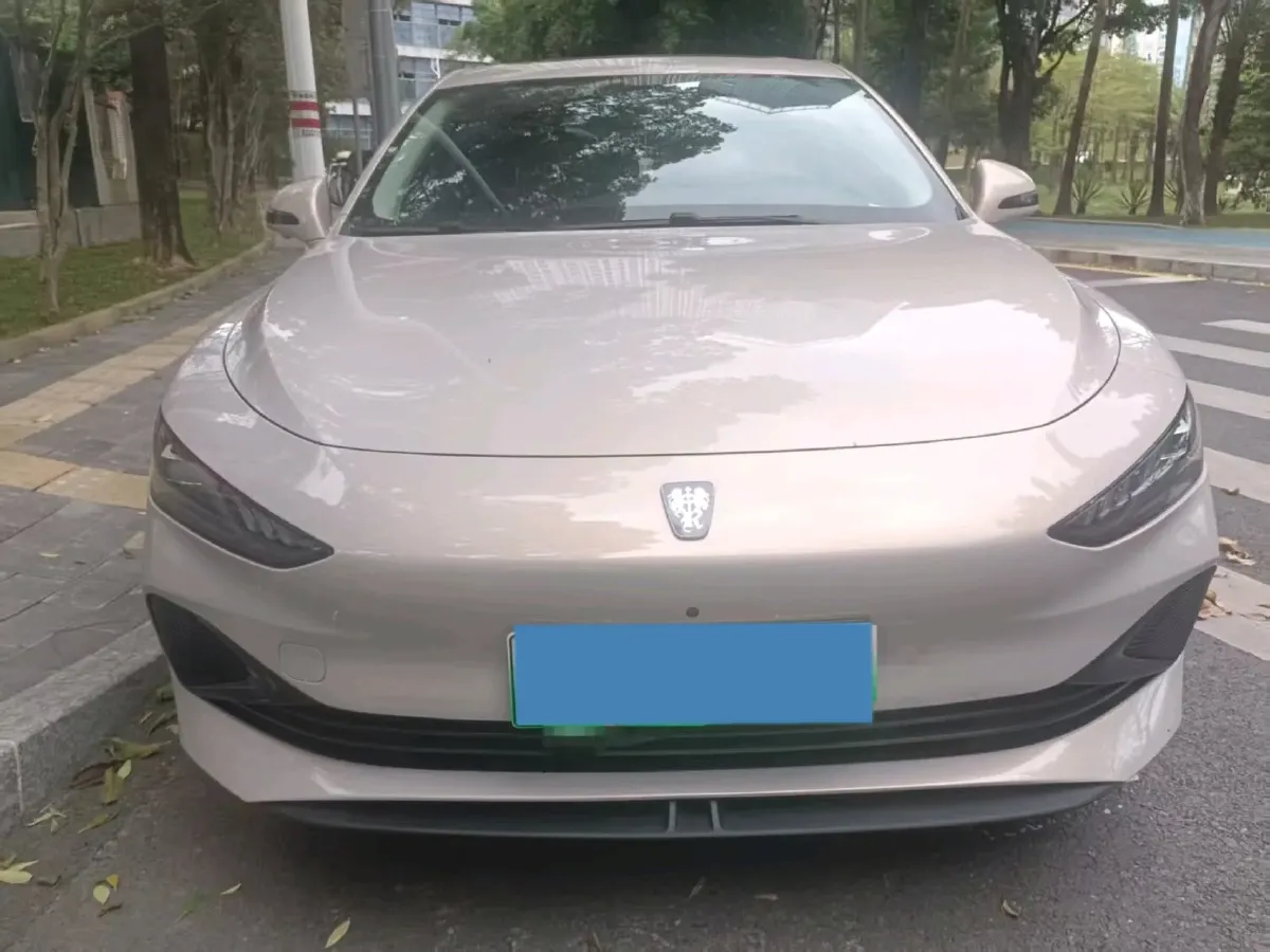 2025 Roewe D7 1.5L 112HP L4 1DHT PHEV 19.7KWH,autocango,china used car exporter,china ev exporter,chinese used car exporter,chinese used ev exporter