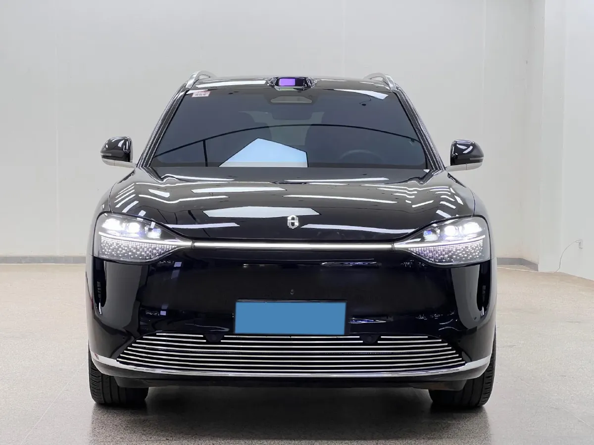 2024 AITO AITO M9 1.5T 152HP L4 REEV 42KWH,autocango,china used car exporter,china ev exporter,chinese used car exporter,chinese used ev exporter
