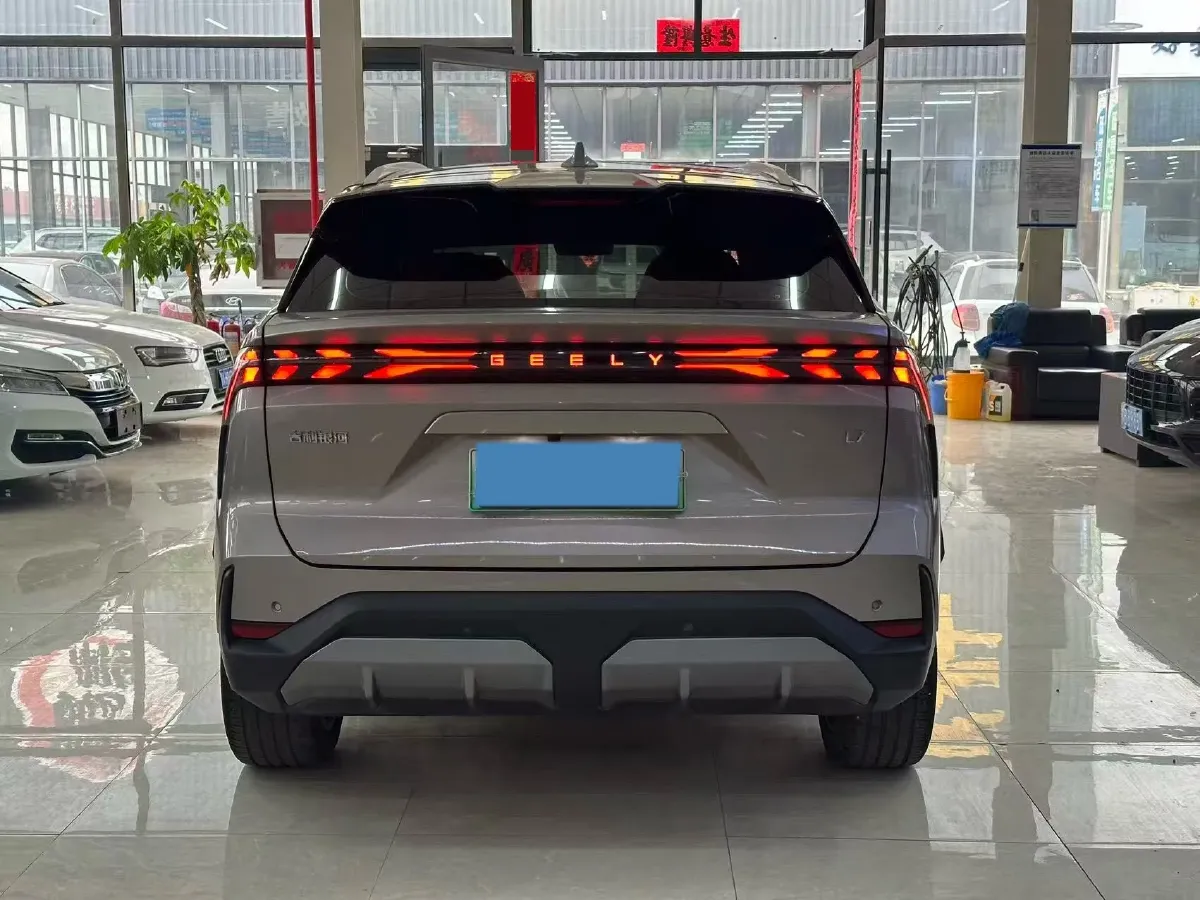 2023 Geely Galaxy L7 1.5T 163HP L4 3DHT PHEV 18.7KWH,autocango,china used car exporter,china ev exporter,chinese used car exporter,chinese used ev exporter