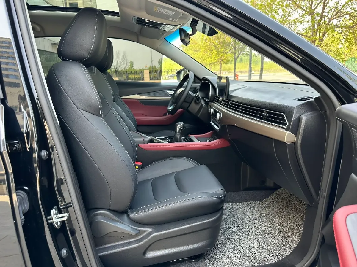 2023 Jetour X70 1.5T 156HP L4 6MT,autocango,china used car exporter,china ev exporter,chinese used car exporter,chinese used ev exporter