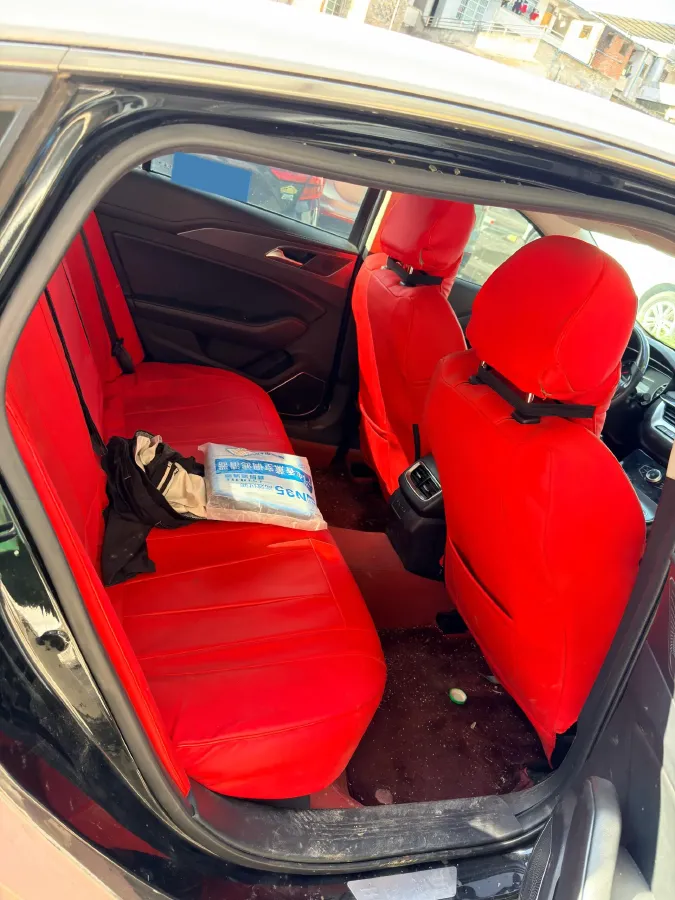 2022 HongQi H5 1.8T 197HP L4 6AT,autocango,china used car exporter,china ev exporter,chinese used car exporter,chinese used ev exporter