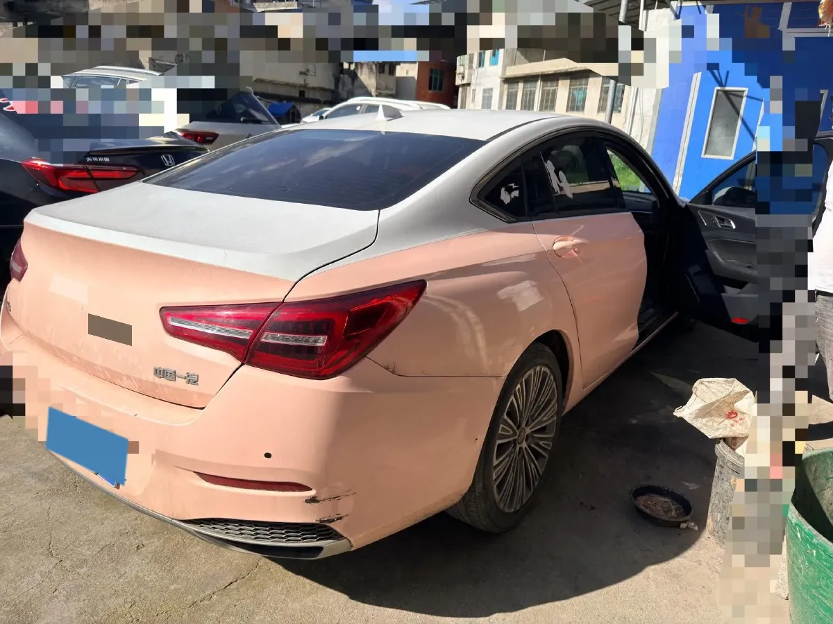 2022 HongQi H5 1.8T 197HP L4 6AT,autocango,china used car exporter,china ev exporter,chinese used car exporter,chinese used ev exporter