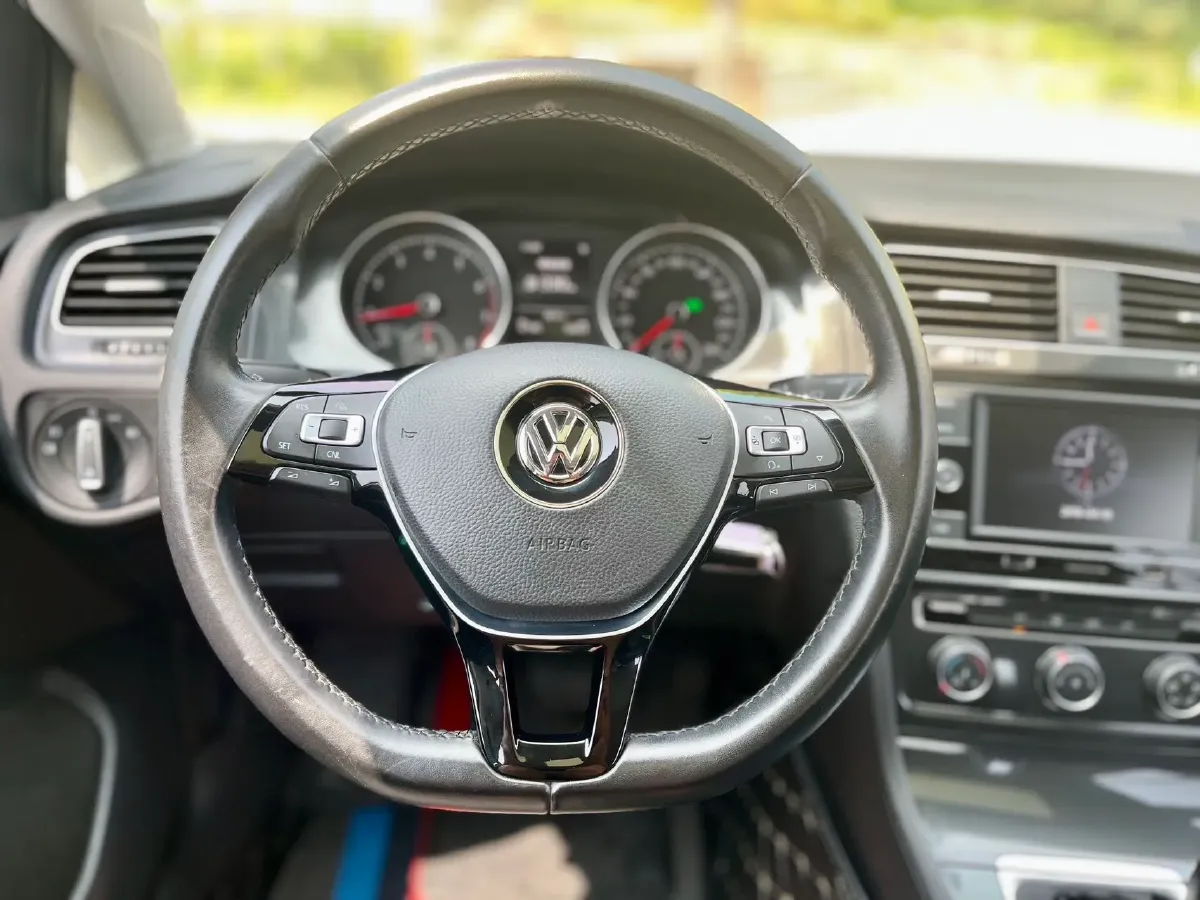 2018 Volkswagen Golf 1.4T 131HP L4 7DCT,autocango,china used car exporter,china ev exporter,chinese used car exporter,chinese used ev exporter