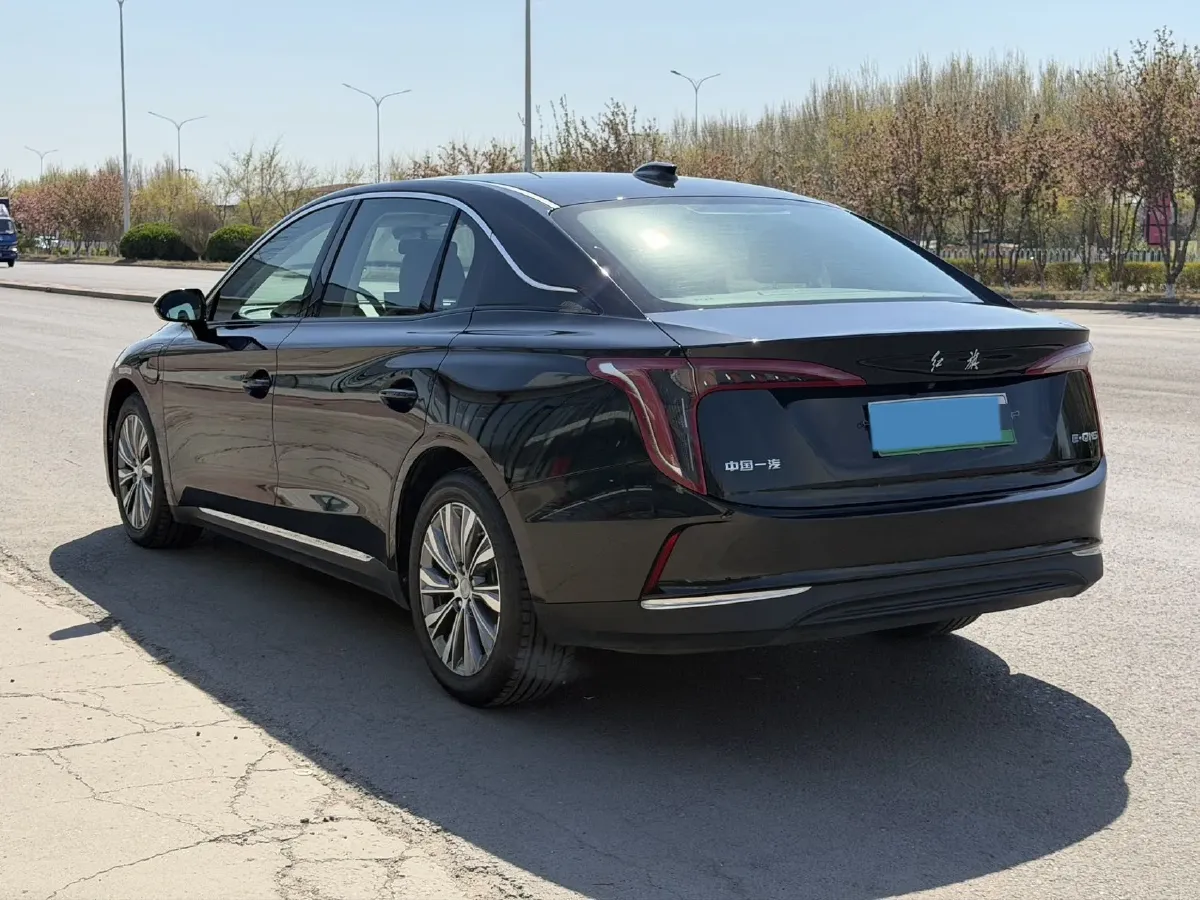 2022 HongQi E-QM5 BEV 54KWH,autocango,china used car exporter,china ev exporter,chinese used car exporter,chinese used ev exporter