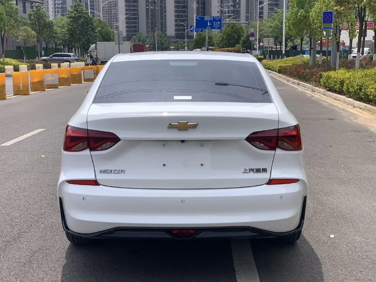 2023 Chevrolet Monza 1.5L 113HP L4 6DCT,autocango,china used car exporter,china ev exporter,chinese used car exporter,chinese used ev exporter