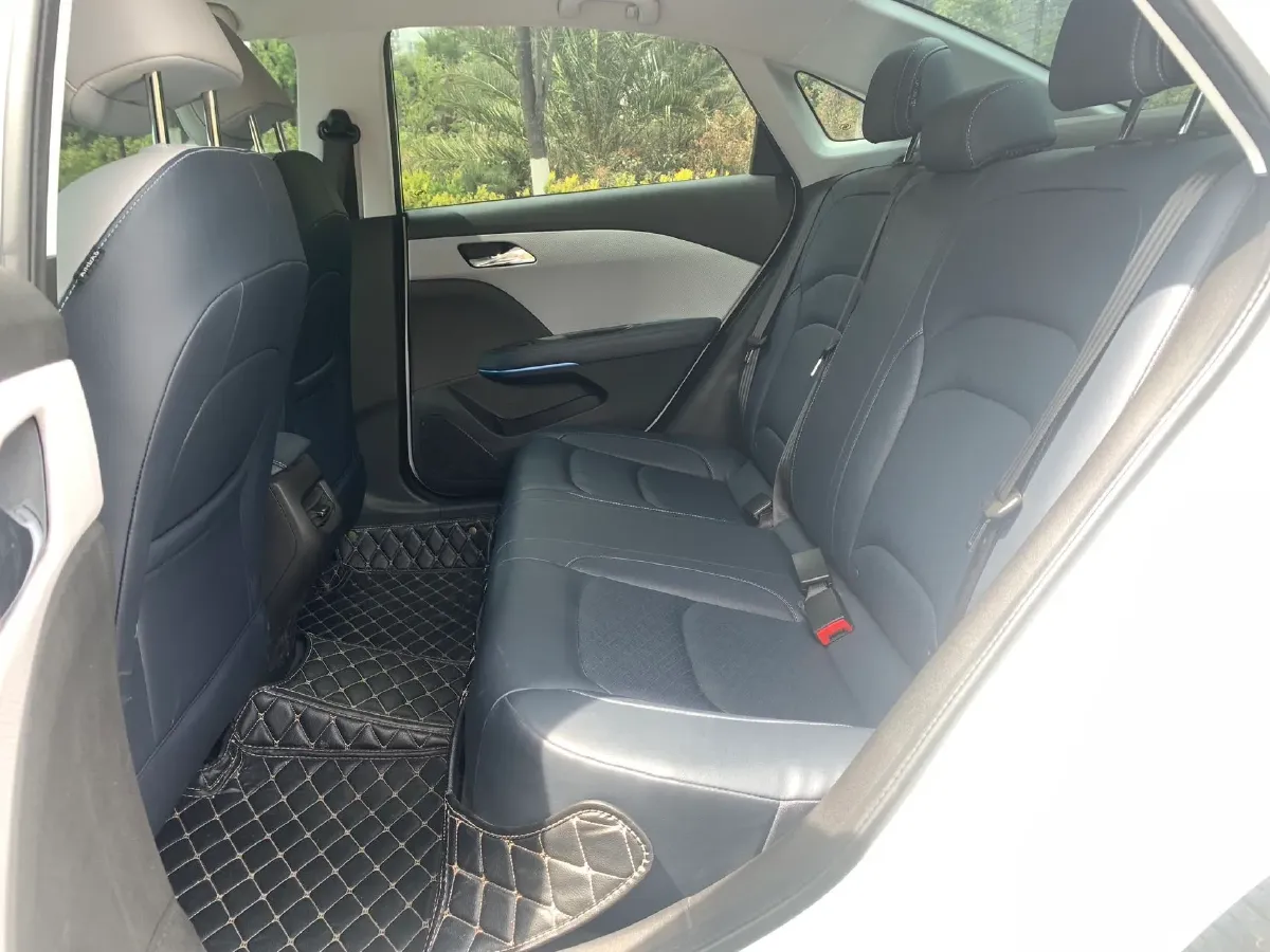 2023 Chevrolet Monza 1.5L 113HP L4 6DCT,autocango,china used car exporter,china ev exporter,chinese used car exporter,chinese used ev exporter