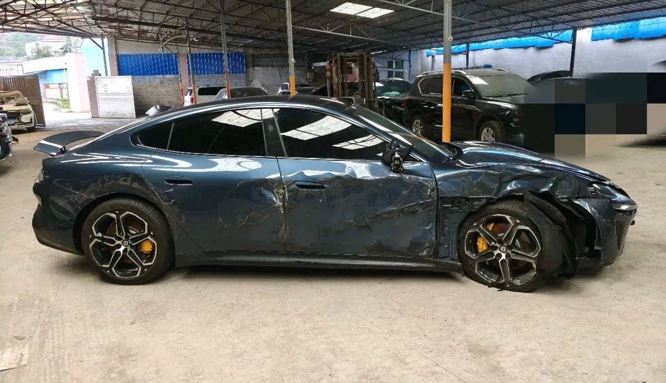 2024 MI SU7 BEV 101KWH,autocango,china used car exporter,china ev exporter,chinese used car exporter,chinese used ev exporter