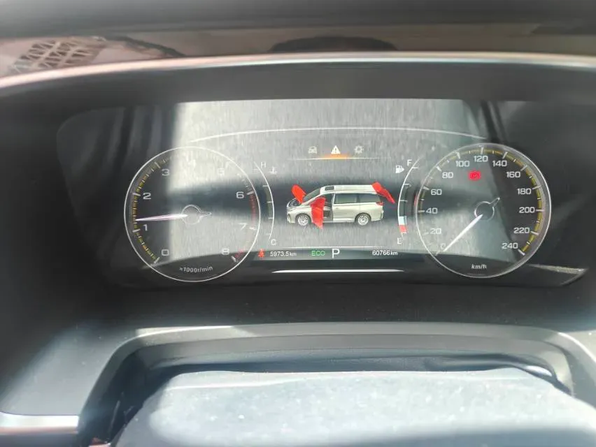 2021 GAC Trumpchi M8 2.0T 252HP L4 8AT,autocango,china used car exporter,china ev exporter,chinese used car exporter,chinese used ev exporter