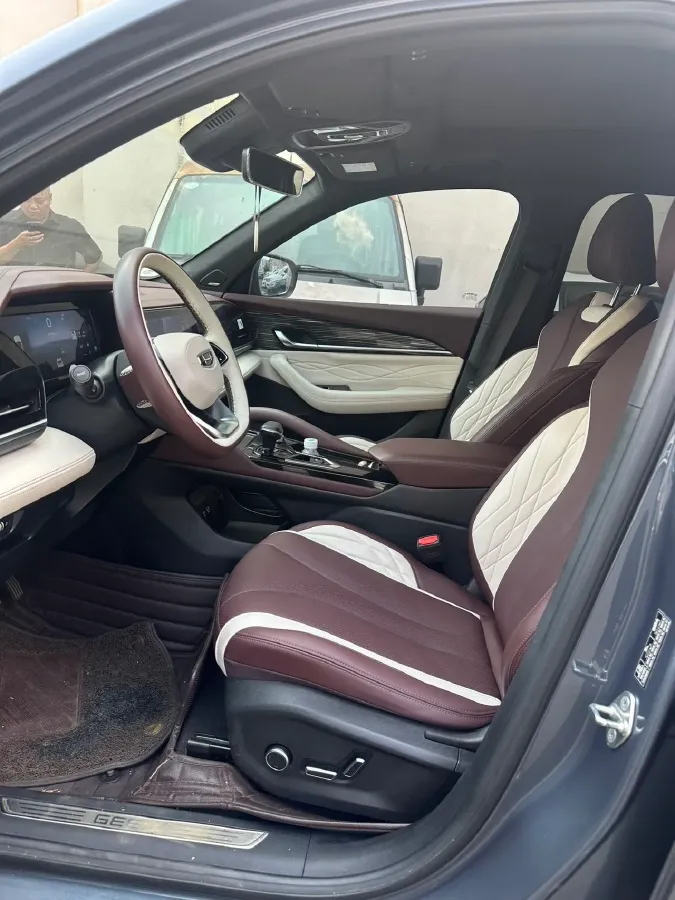 2021 Geely Monjaro 2.0T 218HP L4 7DCT,autocango,china used car exporter,china ev exporter,chinese used car exporter,chinese used ev exporter