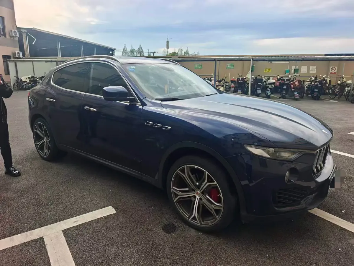 2019 Maserati Levante 3.0T 350HP V6 8AT,autocango,china used car exporter,china ev exporter,chinese used car exporter,chinese used ev exporter