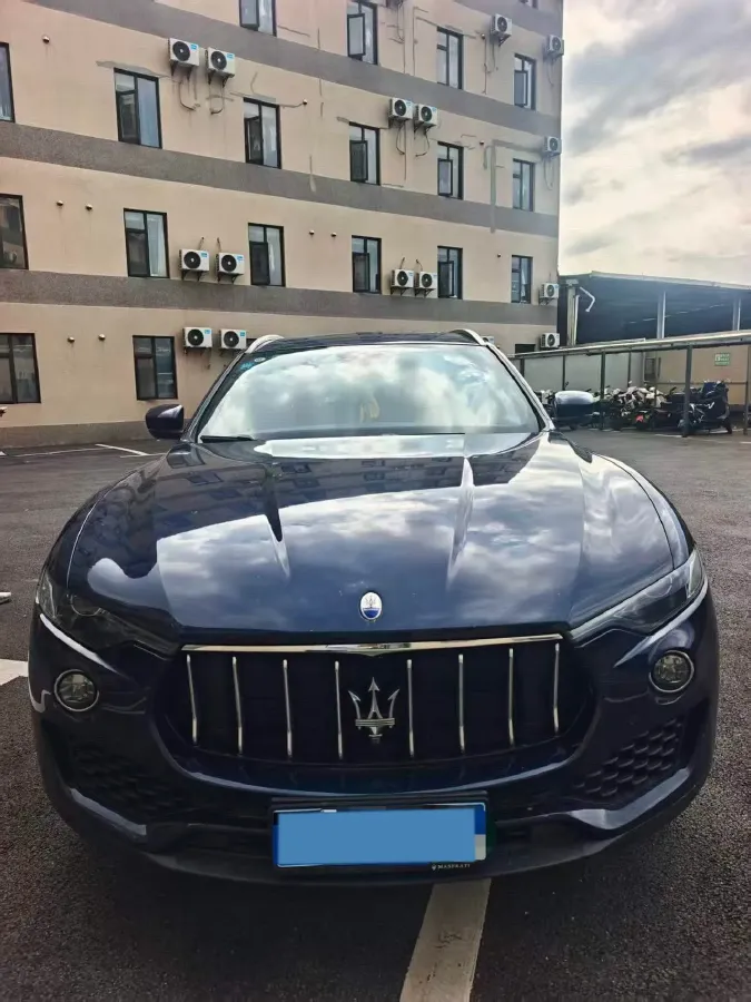 2019 Maserati Levante 3.0T 350HP V6 8AT,autocango,china used car exporter,china ev exporter,chinese used car exporter,chinese used ev exporter