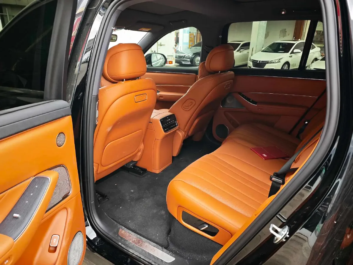 2025 AITO AITO M8 BEV,autocango,china used car exporter,china ev exporter,chinese used car exporter,chinese used ev exporter