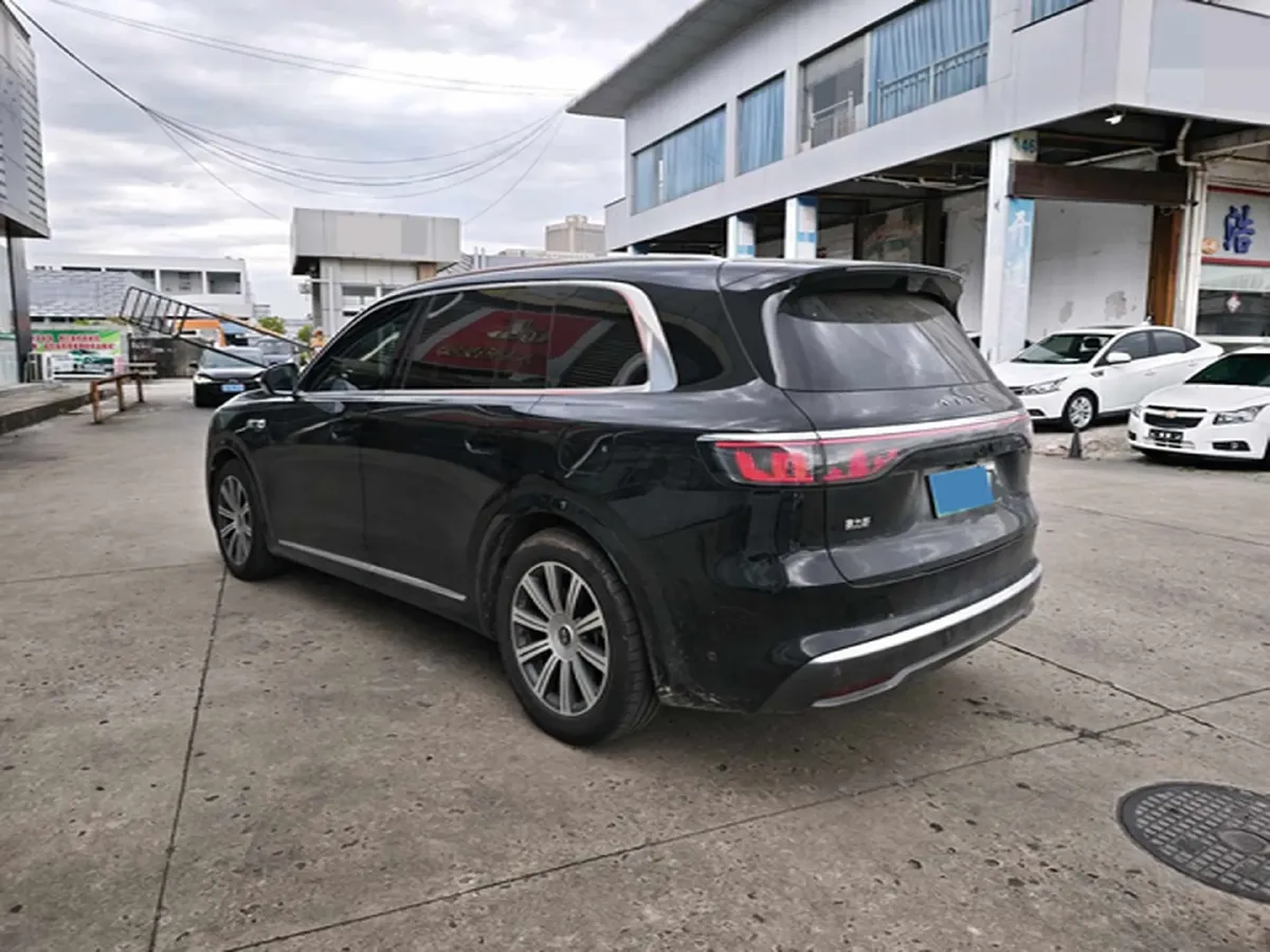 2025 AITO AITO M8 BEV,autocango,china used car exporter,china ev exporter,chinese used car exporter,chinese used ev exporter