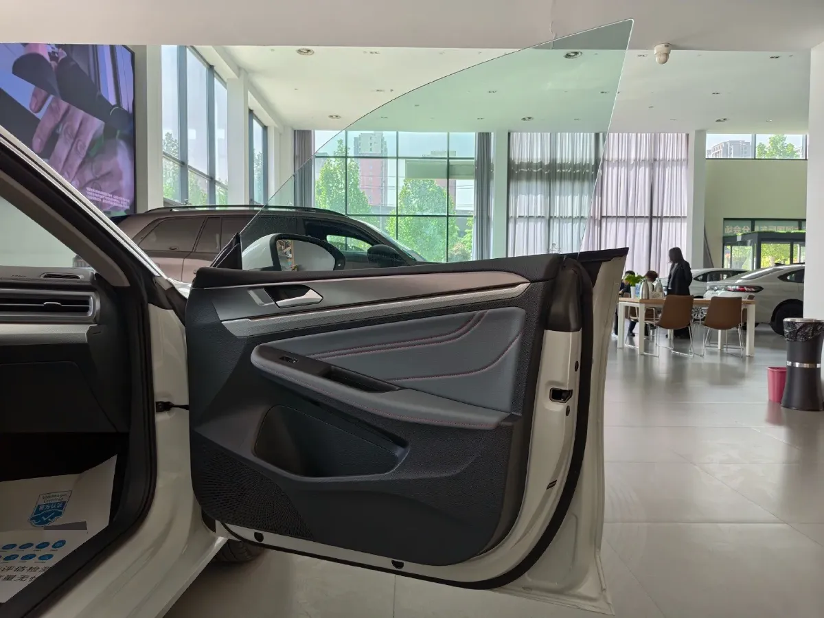 2024 Volkswagen Lamando 1.4T 150HP L4 7DCT,autocango,china used car exporter,china ev exporter,chinese used car exporter,chinese used ev exporter