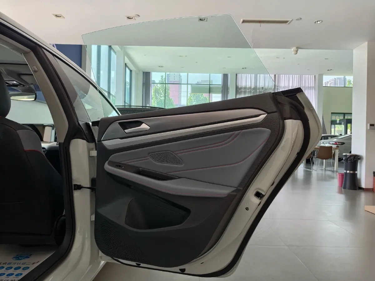 2024 Volkswagen Lamando 1.4T 150HP L4 7DCT,autocango,china used car exporter,china ev exporter,chinese used car exporter,chinese used ev exporter