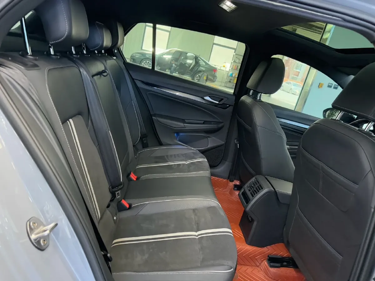 2021 Volkswagen Golf 1.4T 150HP L4 7DCT,autocango,china used car exporter,china ev exporter,chinese used car exporter,chinese used ev exporter