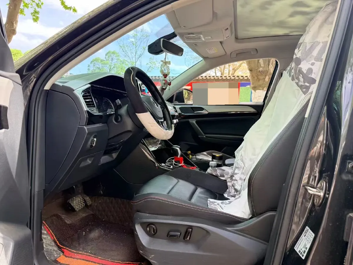 2021 Volkswagen Tayron 2.0T 186HP L4 7DCT,autocango,china used car exporter,china ev exporter,chinese used car exporter,chinese used ev exporter