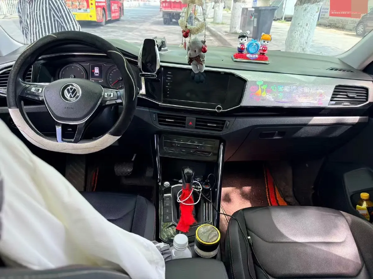 2021 Volkswagen Tayron 2.0T 186HP L4 7DCT,autocango,china used car exporter,china ev exporter,chinese used car exporter,chinese used ev exporter