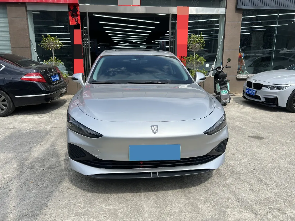 2025 Roewe D7 1.5L 112HP L4 1DHT PHEV 19.7KWH,autocango,china used car exporter,china ev exporter,chinese used car exporter,chinese used ev exporter