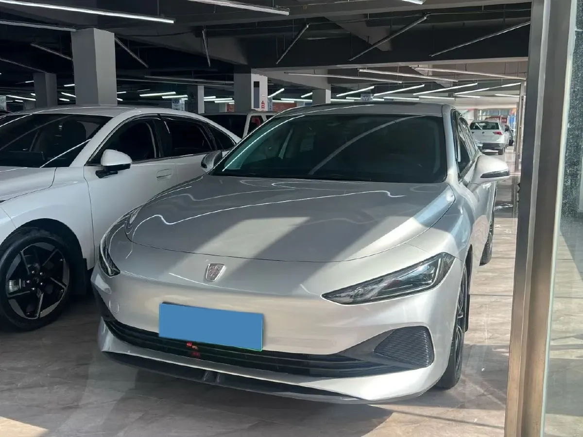 2025 Roewe D7 1.5L 112HP L4 1DHT PHEV 19.7KWH,autocango,china used car exporter,china ev exporter,chinese used car exporter,chinese used ev exporter
