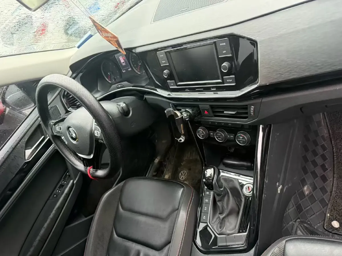 2019 Jeep Cherokee 2.0T 234HP L4 9AT,autocango,china used car exporter,china ev exporter,chinese used car exporter,chinese used ev exporter