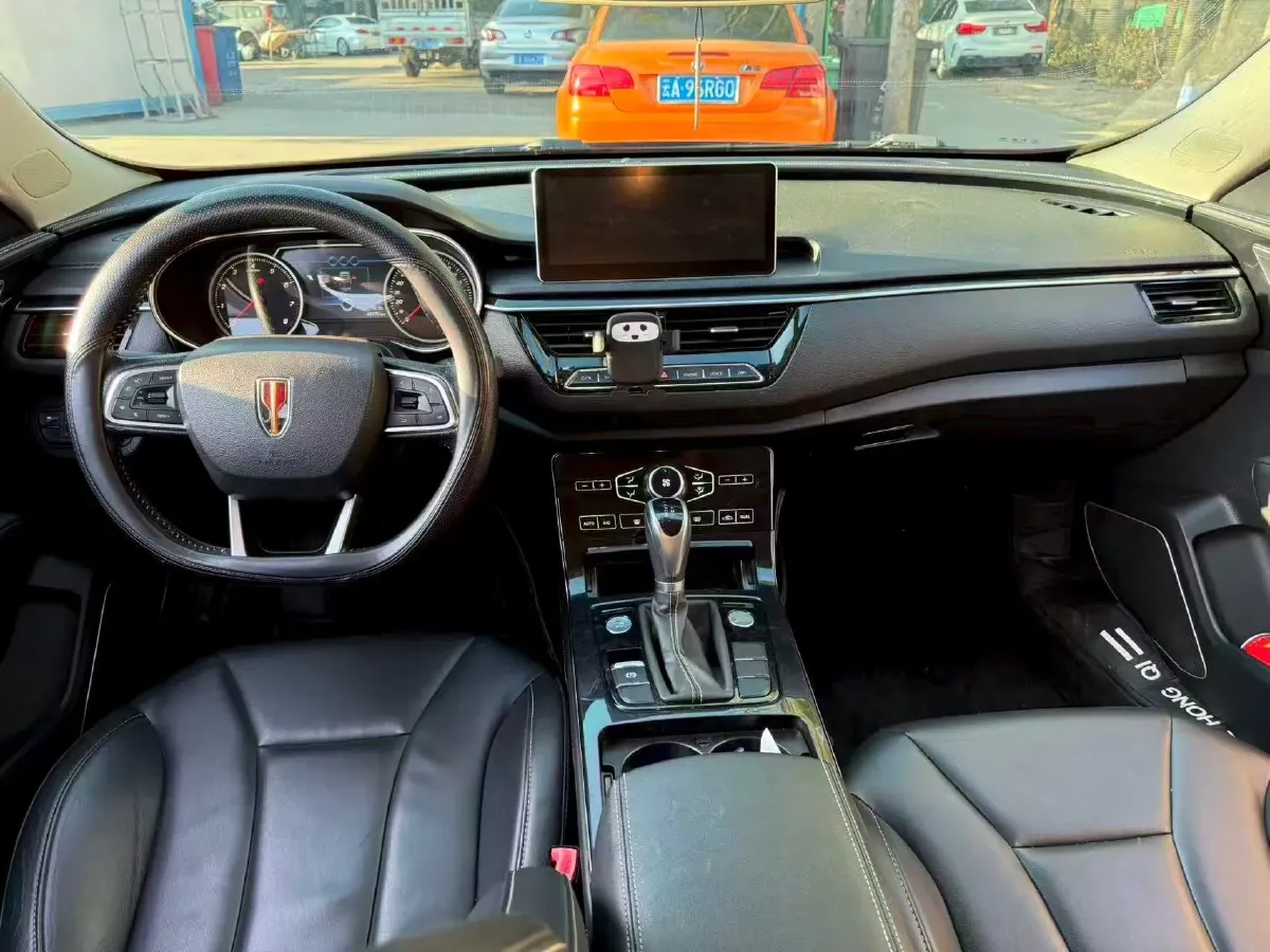 2019 HongQi H5 1.8T 180HP L4 6AT,autocango,china used car exporter,china ev exporter,chinese used car exporter,chinese used ev exporter