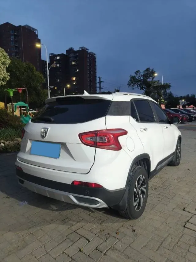 2017 BaoJun 510 1.5L 112HP L4 6MT,autocango,china used car exporter,china ev exporter,chinese used car exporter,chinese used ev exporter
