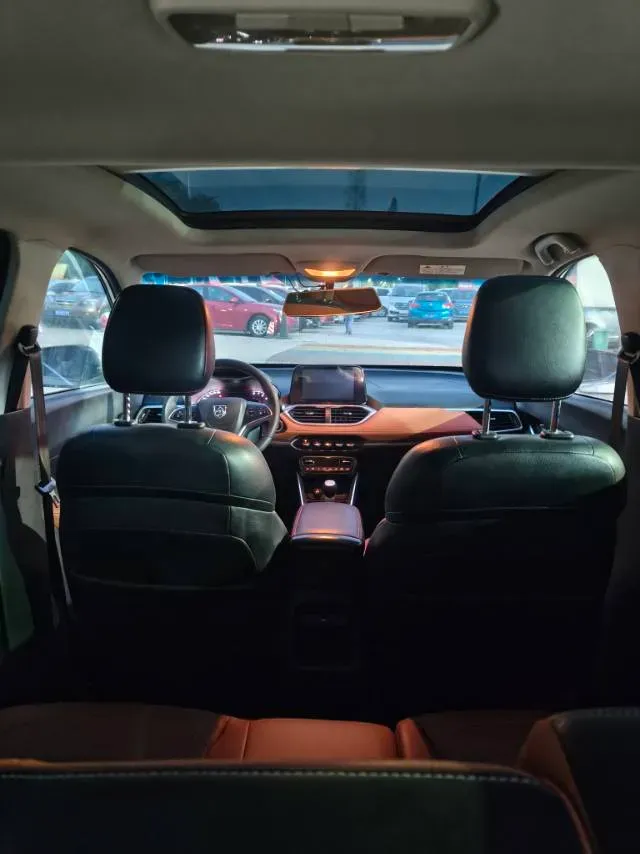 2017 BaoJun 510 1.5L 112HP L4 6MT,autocango,china used car exporter,china ev exporter,chinese used car exporter,chinese used ev exporter