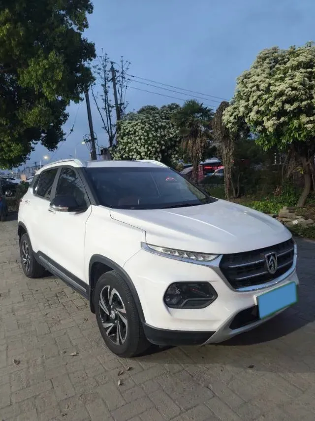 2017 BaoJun 510 1.5L 112HP L4 6MT,autocango,china used car exporter,china ev exporter,chinese used car exporter,chinese used ev exporter