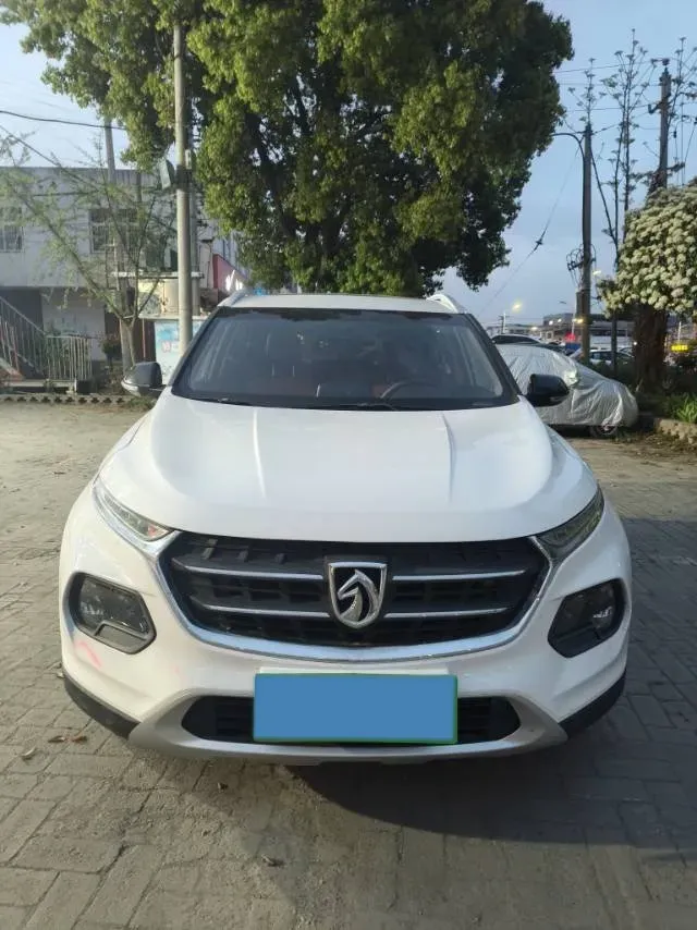 2017 BaoJun 510 1.5L 112HP L4 6MT,autocango,china used car exporter,china ev exporter,chinese used car exporter,chinese used ev exporter