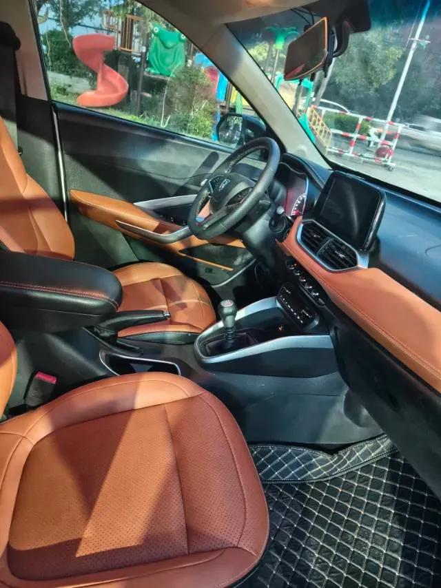 2017 BaoJun 510 1.5L 112HP L4 6MT,autocango,china used car exporter,china ev exporter,chinese used car exporter,chinese used ev exporter