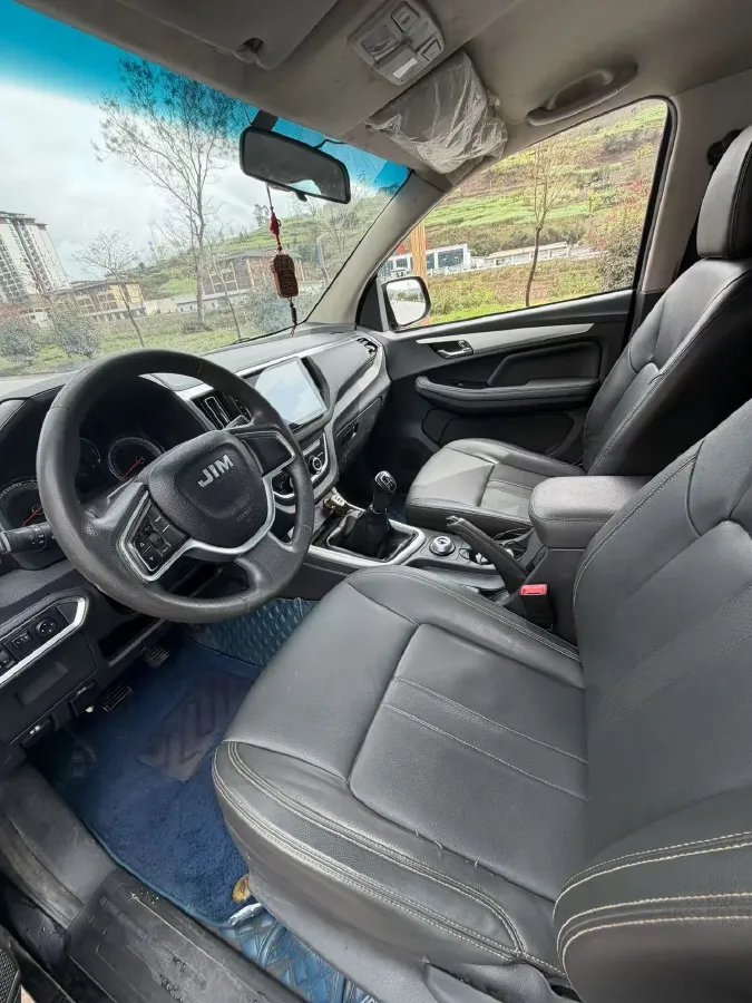 2020 Isuzu RE-MAX Jim 2.8T 120HP L4 5MT,autocango,china used car exporter,china ev exporter,chinese used car exporter,chinese used ev exporter