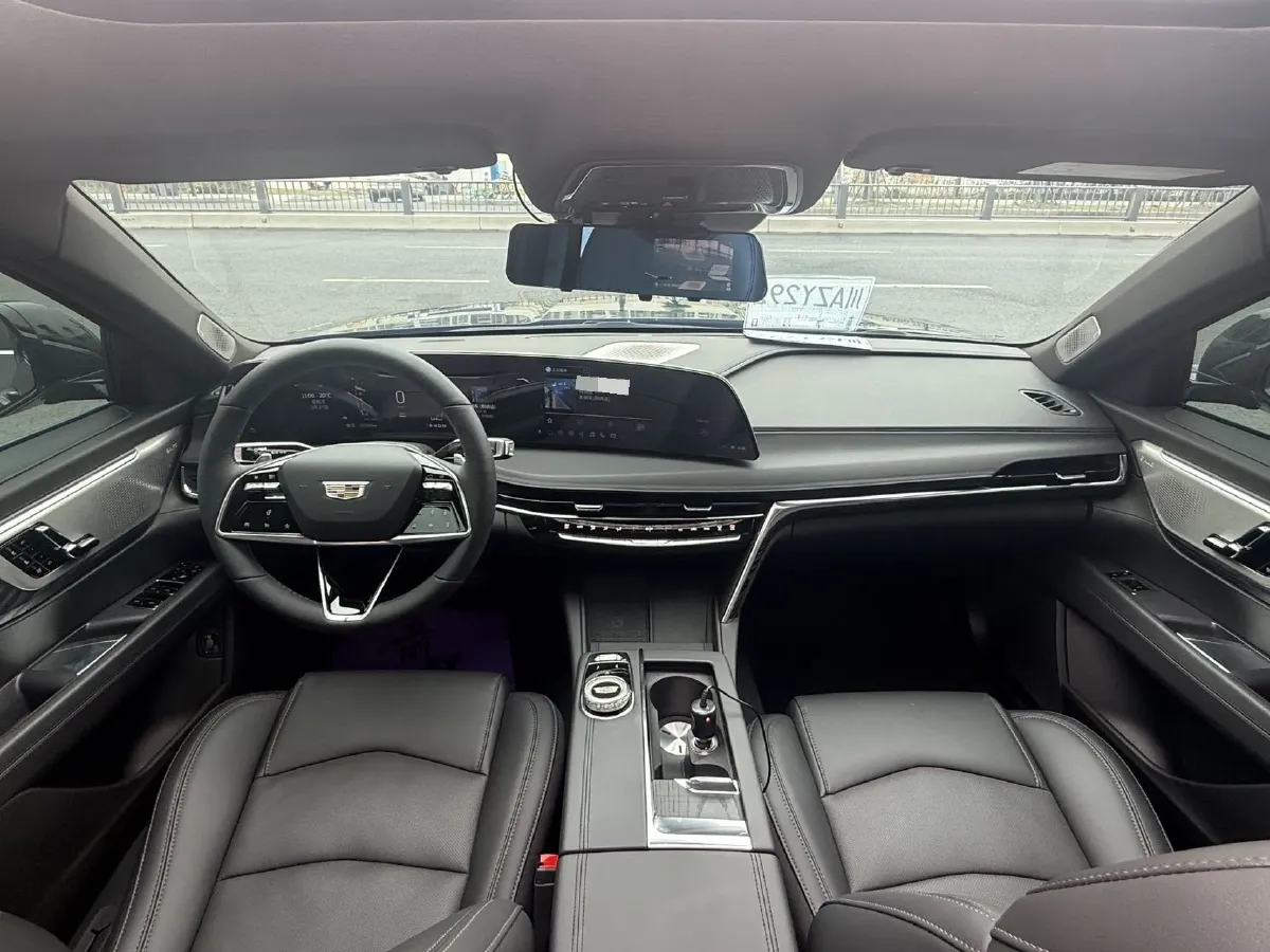 2023 Cadillac CT6 2.0T 237HP L4 10AT,autocango,china used car exporter,china ev exporter,chinese used car exporter,chinese used ev exporter