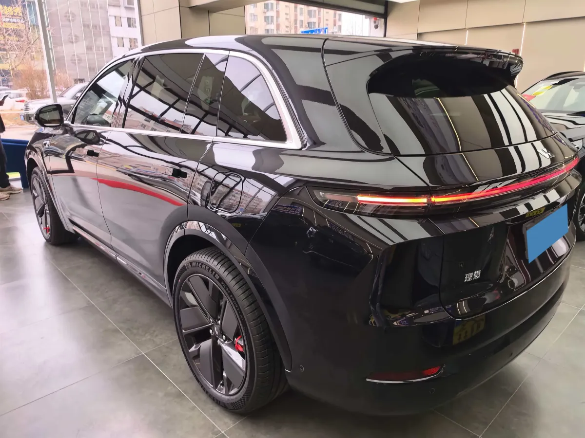 2025 Li L7 Range Extended 154HP REEV,autocango,china used car exporter,china ev exporter,chinese used car exporter,chinese used ev exporter